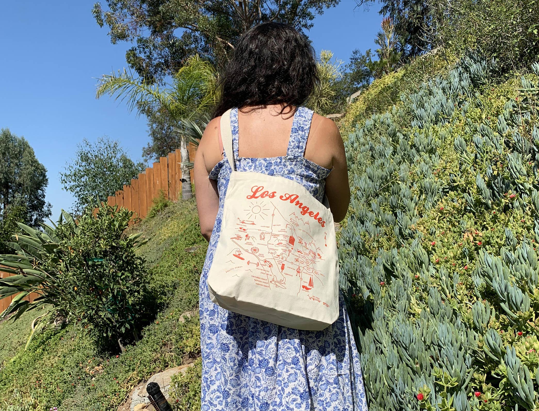 Los Angeles Natural Hobo Tote